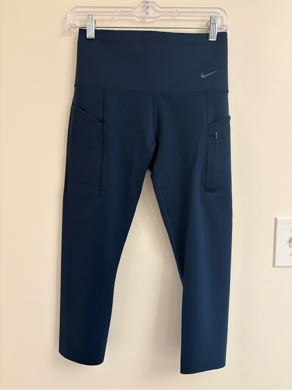 Nike Go Firm-Support High-Waisted Leggings Medium Black Squat Proof Pockets Comp